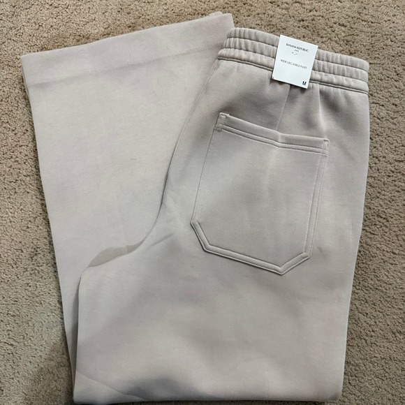 Banana Republic Weekender Wide-Leg High-Rise Ankle Pant Tan Size Medium NWT - Picture 4 of 10